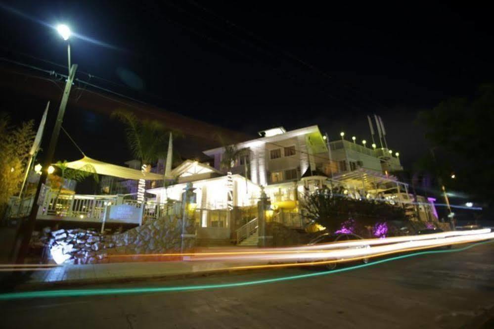 Club House