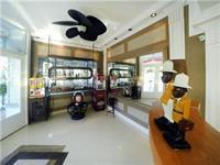 Club House Hotel
